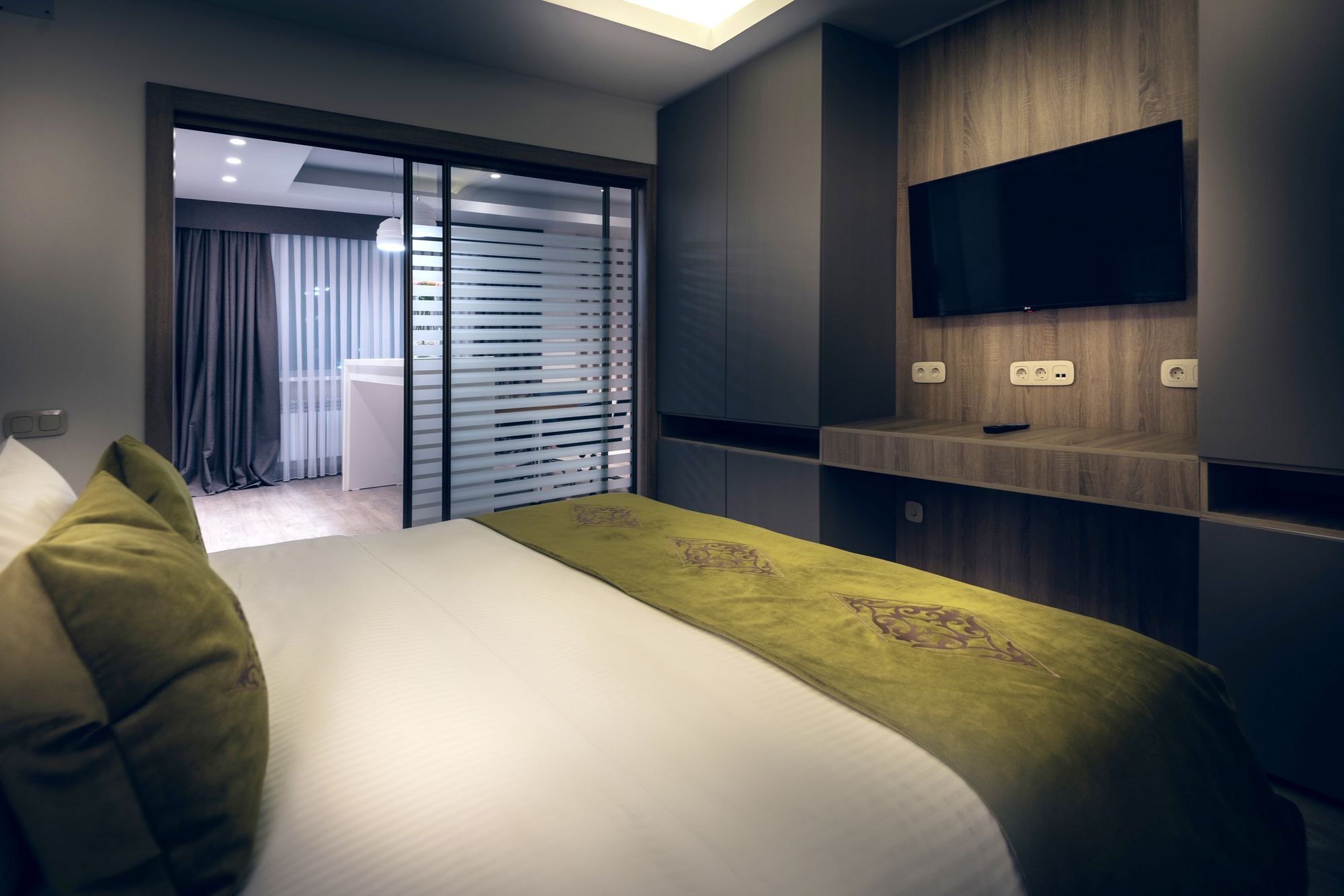 Wyndham Garden होटल 4*